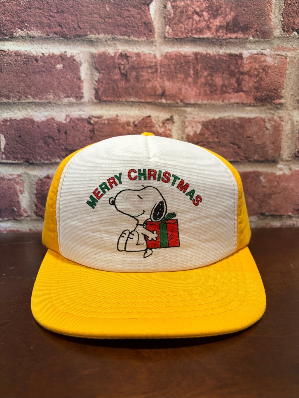 Peanuts Snoopy Christmas hat